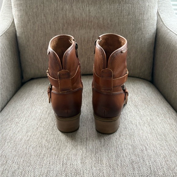 PIKOLINOS Tan Leather Ankle Boots - Picture 5 of 6